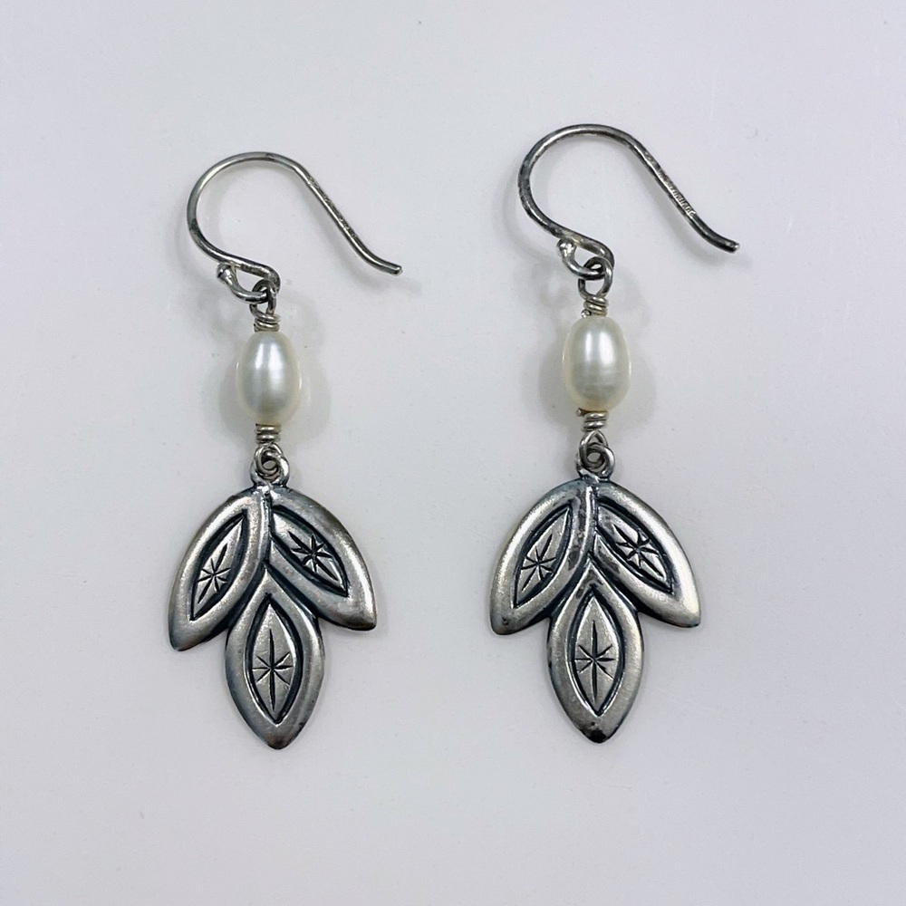 Silpada Sterling Silver Leaf Earrings with Pearls vintage